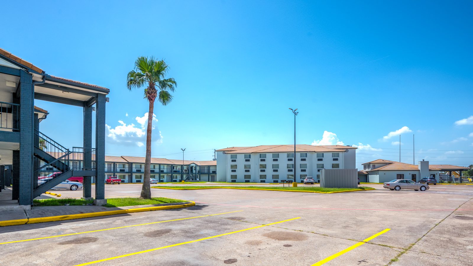 the parking lot at The  Studios At Channelview